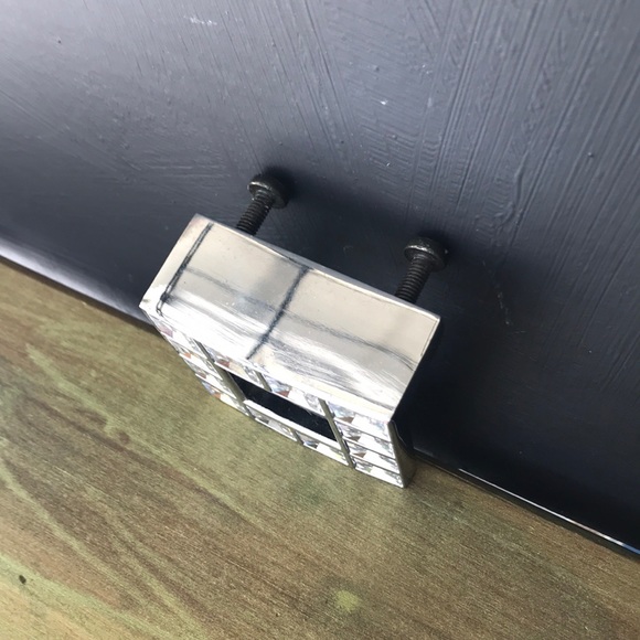 Stainless Steel & Crystal Square Drawer Pull - Picture 4 of 8